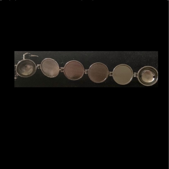 Antique Silver Angel Wings Photo Ball, Locket. Holds 4 photos, New - Picture 6 of 6